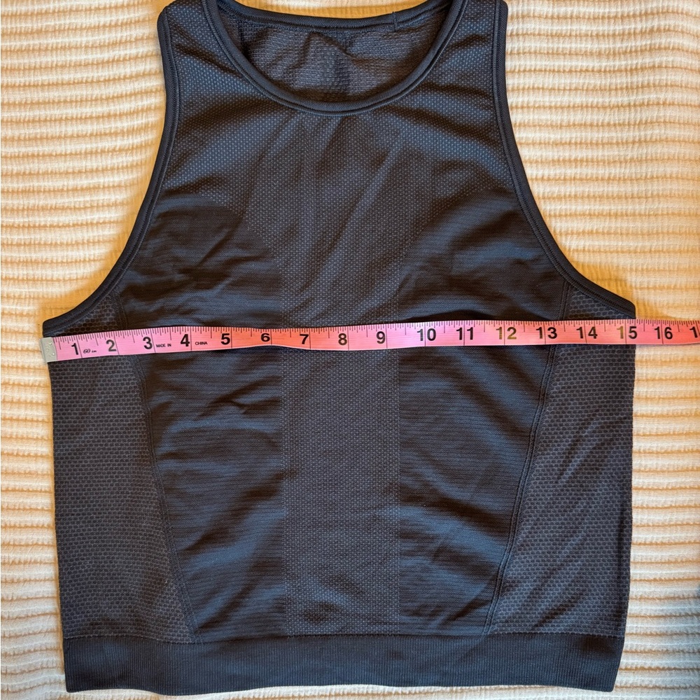 lululemon athletica Black Cropped Athletic Tank Top